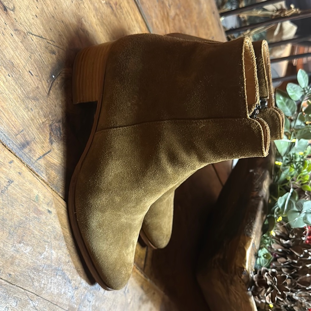 Peter Nappi Booties